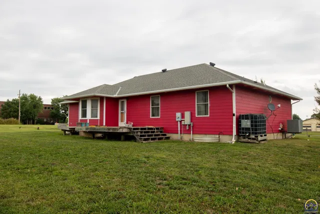 $260,000 | 113 Osage Street, Reading, KS 66868