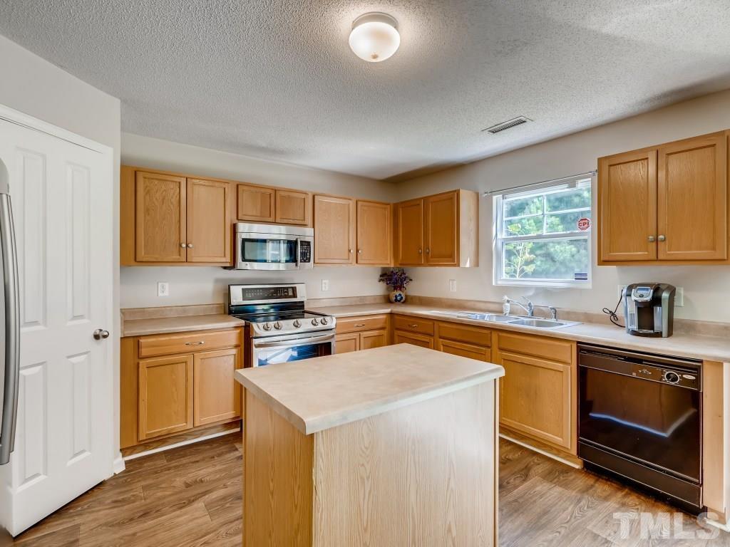 4225 Offshore Drive Raleigh, NC 27610 - Photo 5 of 23