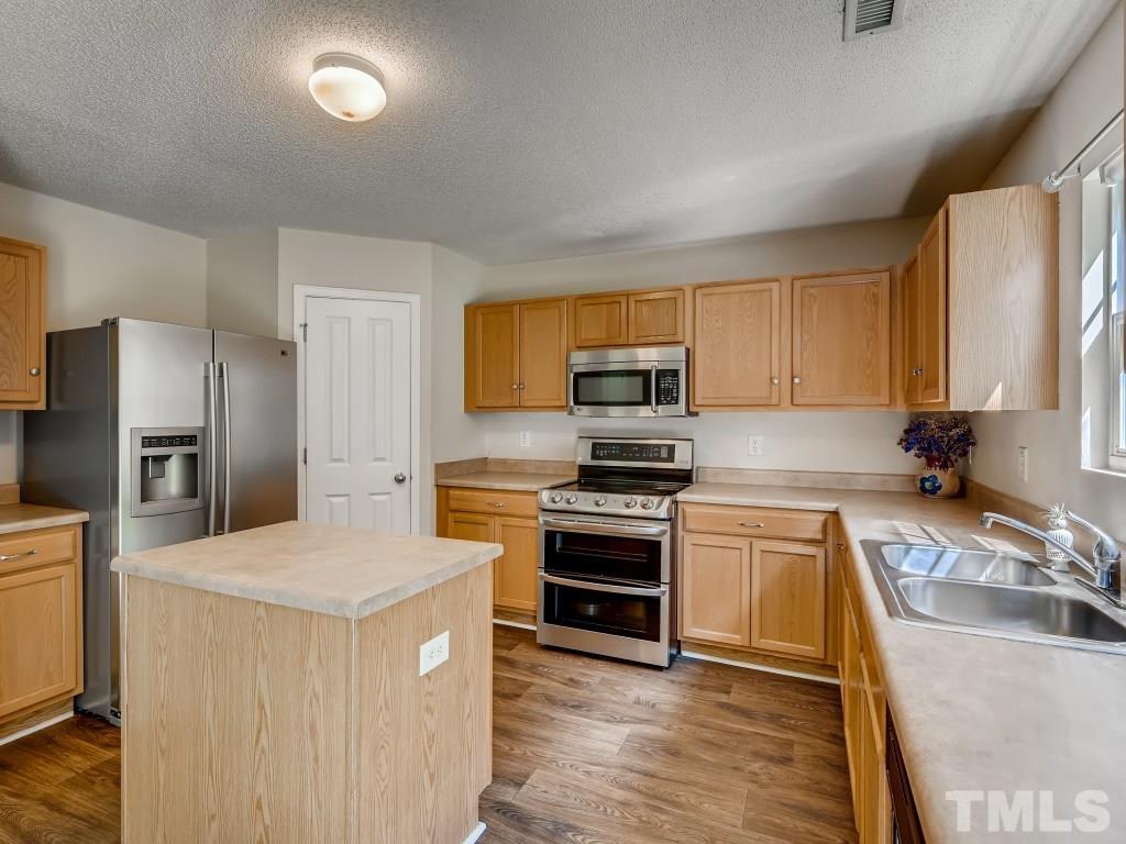 4225 Offshore Drive Raleigh, NC 27610 - Photo 6 of 23