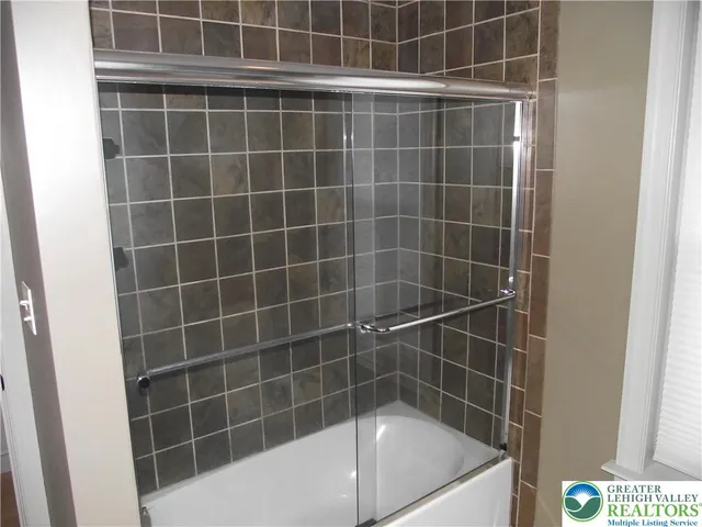 $2,900 | 8115 Main Street, Fogelsville, PA 18051