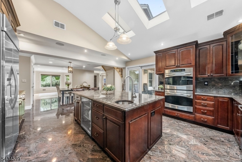 19 Fairview Road Clark, NJ 07066 - Photo 18 of 48