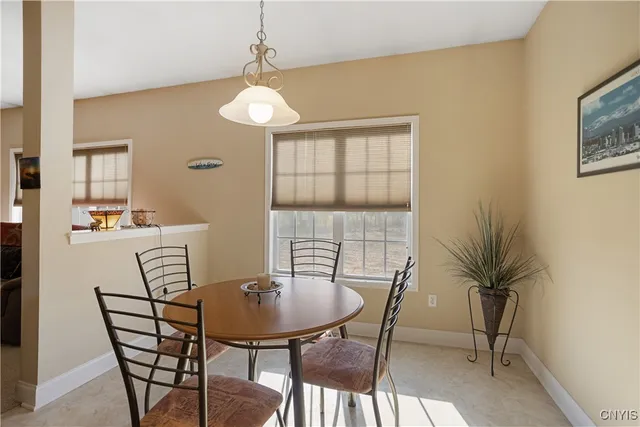 $274,900 | 4232 Sandbar Lane, Clay, NY 13090