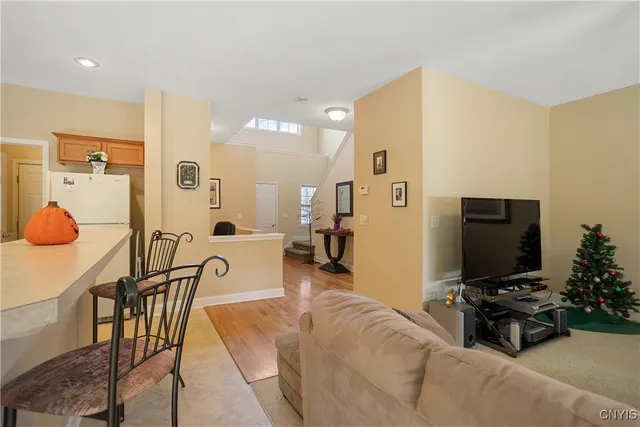 $274,900 | 4232 Sandbar Lane, Clay, NY 13090