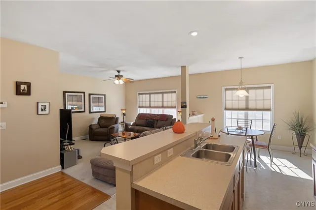 $274,900 | 4232 Sandbar Lane, Clay, NY 13090