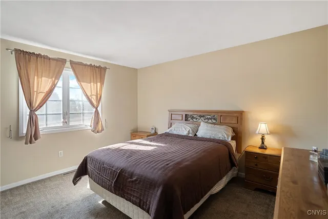 $274,900 | 4232 Sandbar Lane, Clay, NY 13090