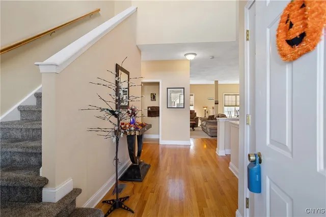 $274,900 | 4232 Sandbar Lane, Clay, NY 13090