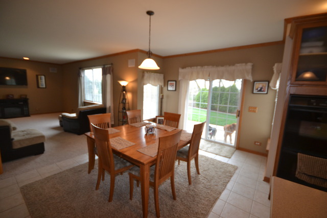 9645 Newton Road Huntley, IL 60142 - Photo 8 of 25