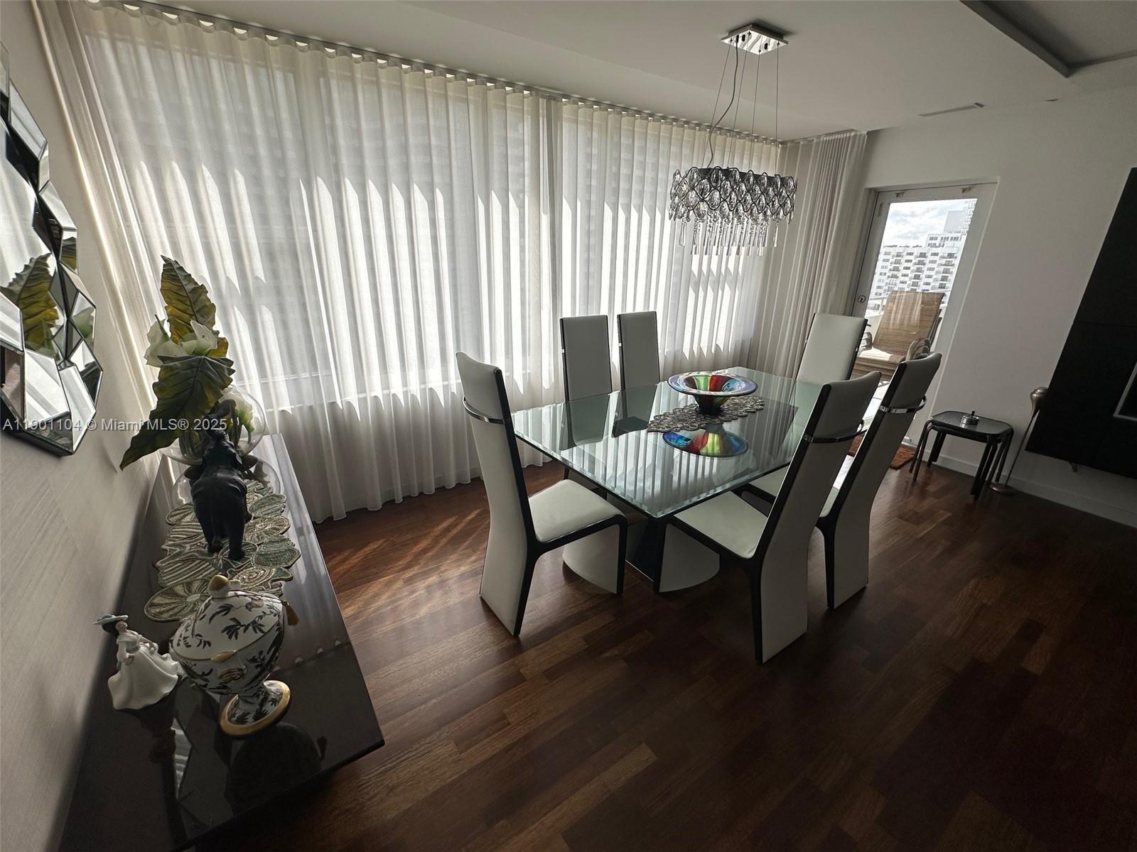 5600 Collins Avenue, Unit 9E Miami Beach, FL 33140 - Photo 14 of 55