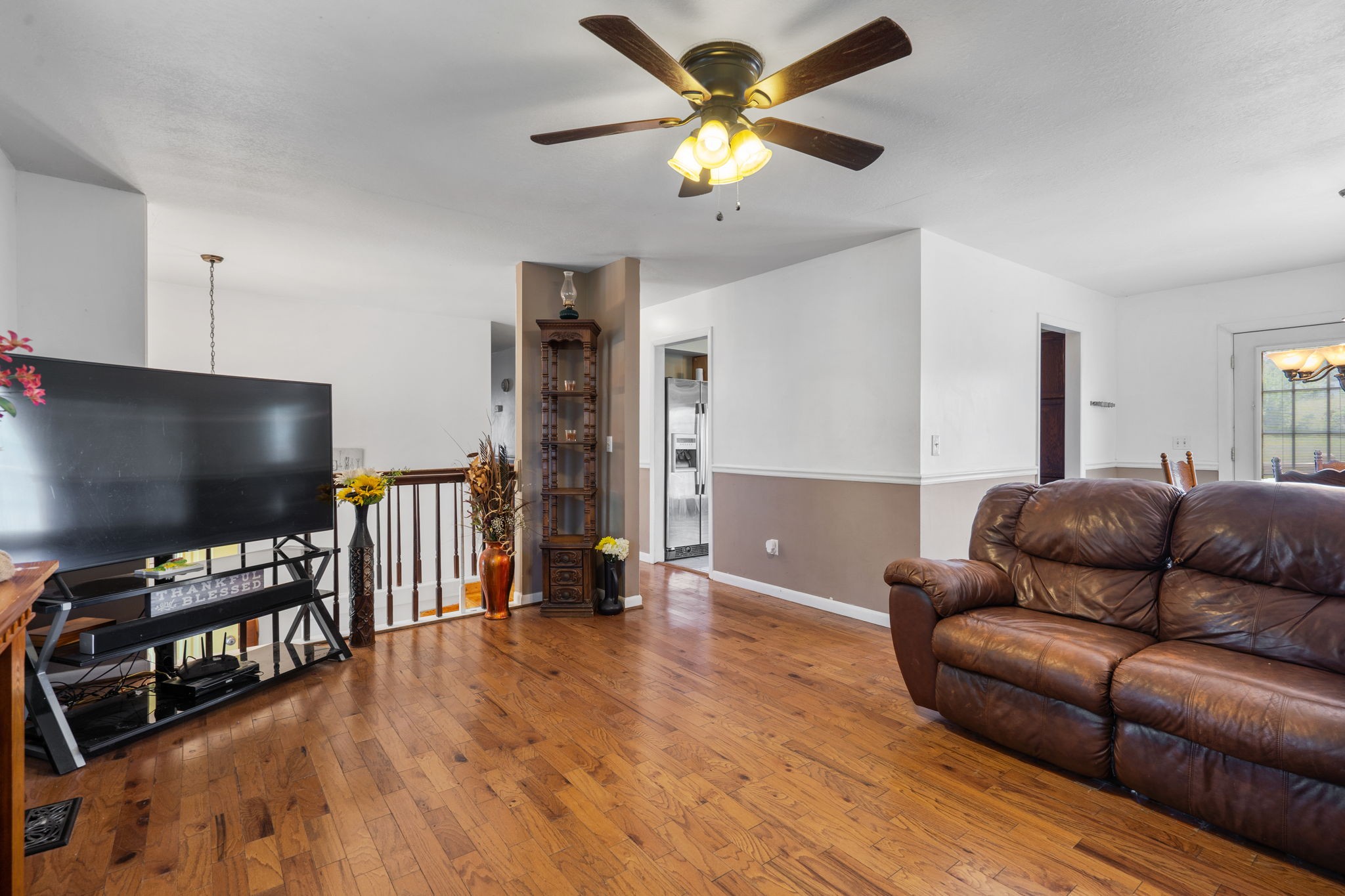 277 Harrison Road Spring City, TN 37381 - Photo 14 of 36 a living room with furniture and a flat screen tv