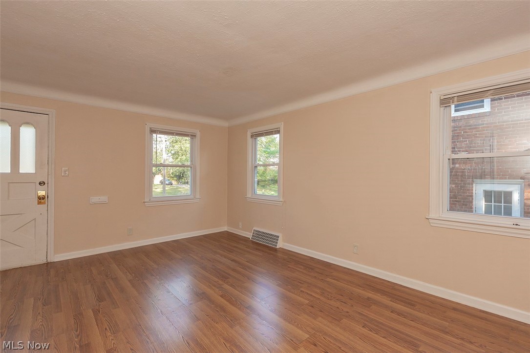 1877 Lawnway Road South Euclid, OH 44121 - Photo 8 of 34 One again, look at the lovely Hardwood Flooring...