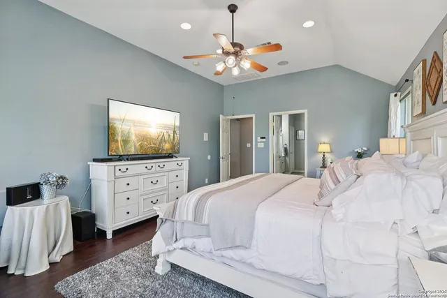 a view of a park with furniture