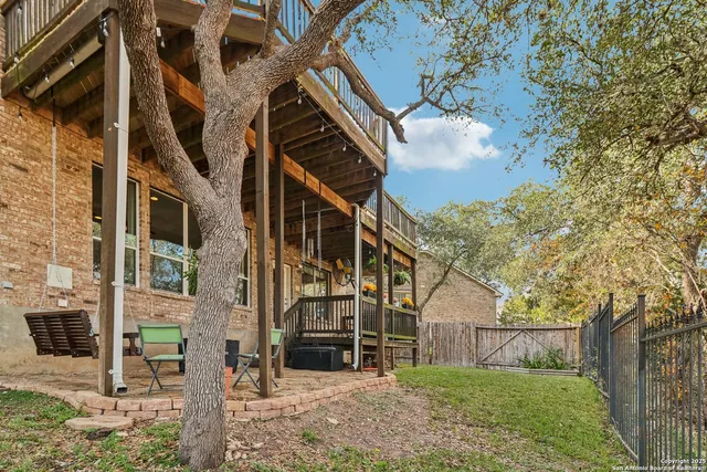 $615,000 | 407 Mesa Canyon, San Antonio, TX 78258