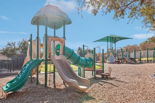 $615,000 | 407 Mesa Canyon, San Antonio, TX 78258