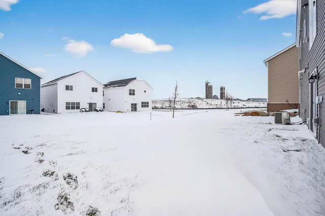 $439,900 | 9242 25th Street Northeast, St. Michael, MN 55376