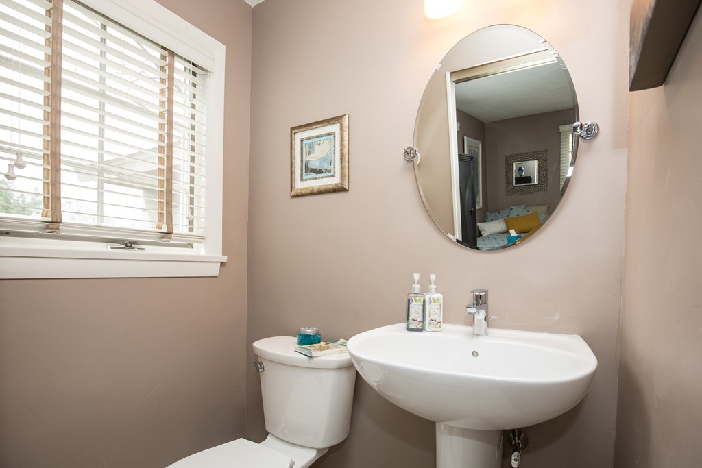 12 Flynn Road Peabody, MA 01960 - Photo 19 of 28 Gallery Image 19