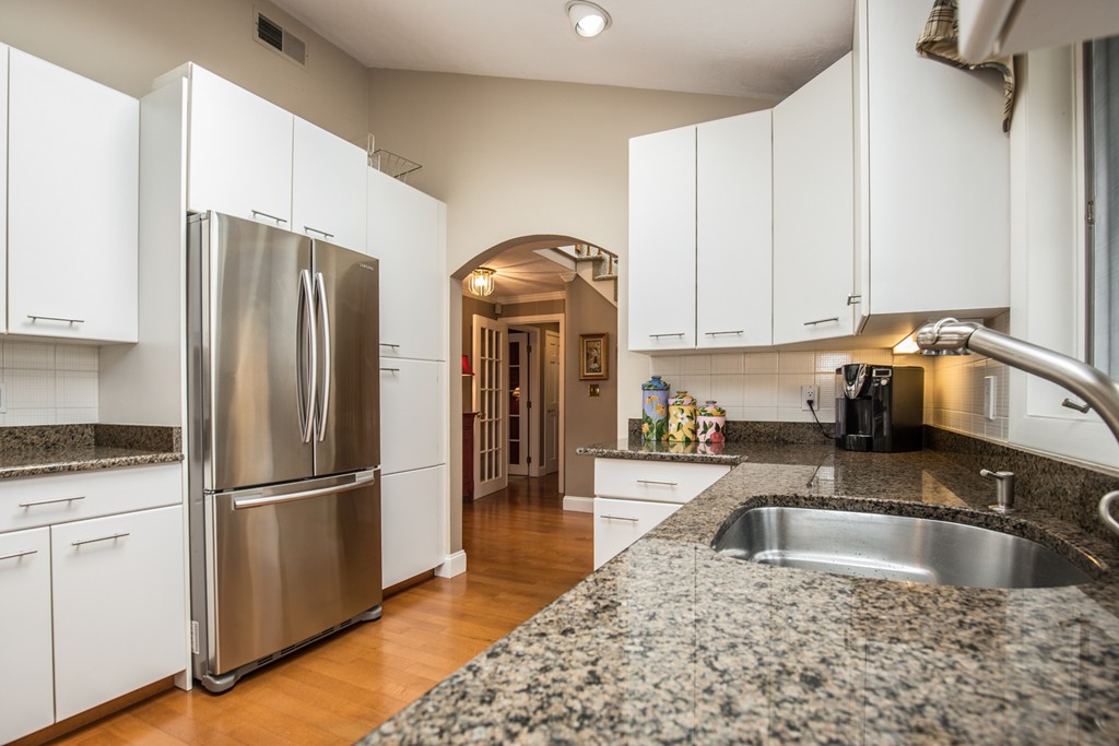 12 Flynn Road Peabody, MA 01960 - Photo 10 of 28 Gallery Image 10