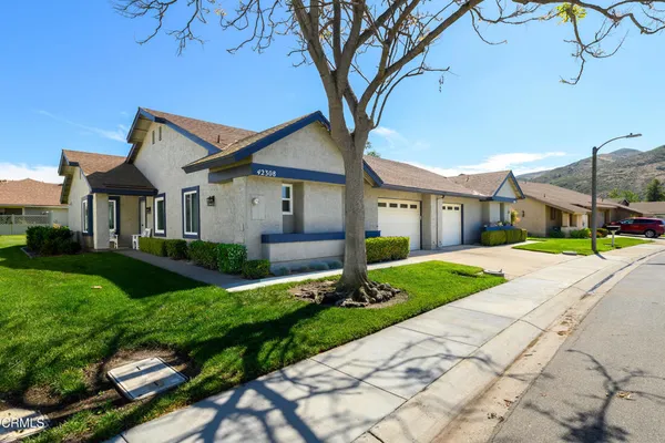 $699,000 | 42308 Village 42, Camarillo, CA 93012