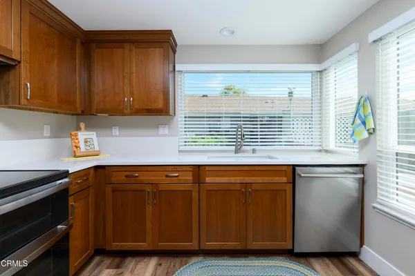 $699,000 | 42308 Village 42, Camarillo, CA 93012
