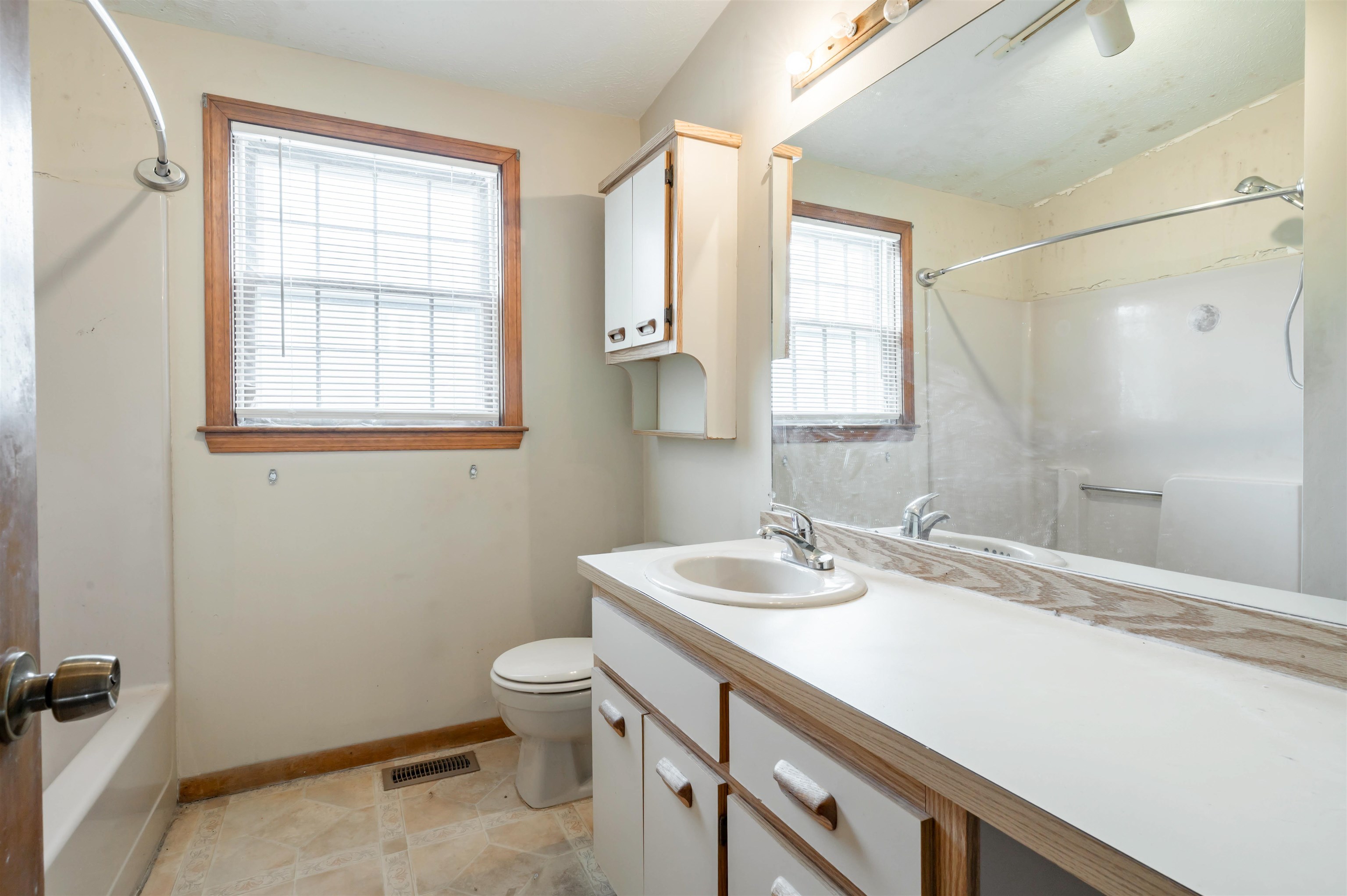 11 Norma Drive Nashua, NH 03062 - Photo 13 of 16