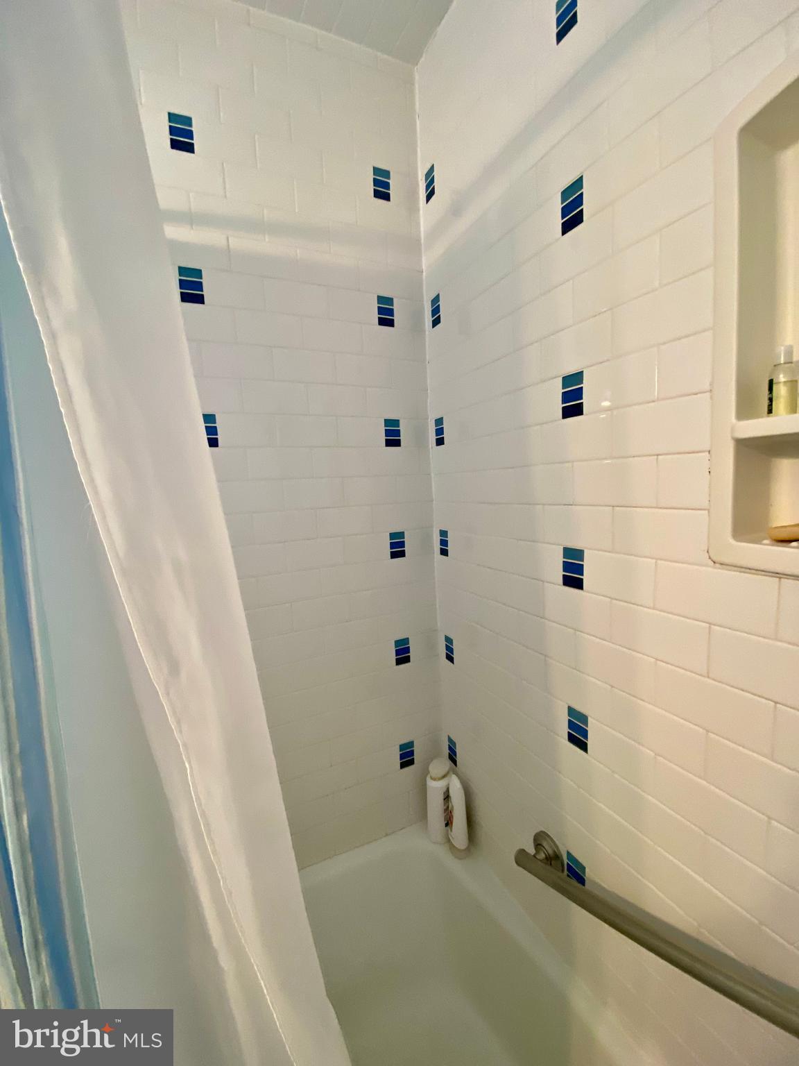 3825 Kirkwood Road Philadelphia, PA 19114 - Photo 12 of 27 Gallery Image 12
