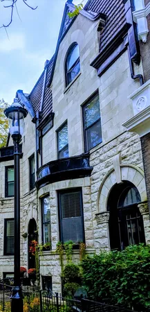 $1,430,000 | 3823 North Alta Vista Terrace, Chicago, IL 60613