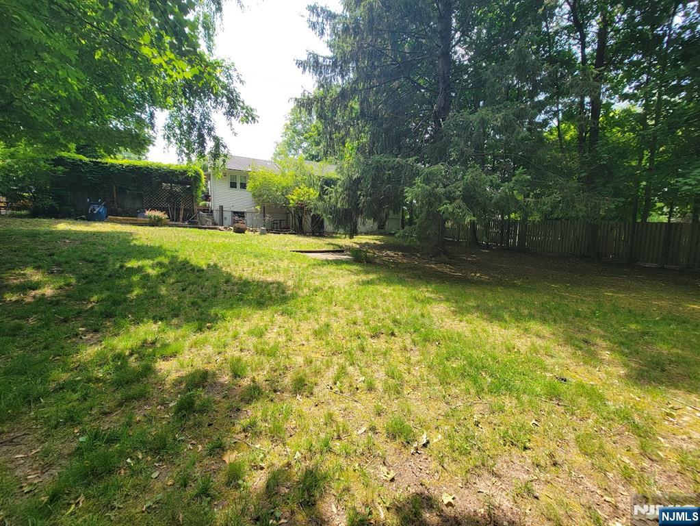 33 North Maple Avenue, Unit 1 LEFT Park Ridge, NJ 07656 - Photo 19 of 20