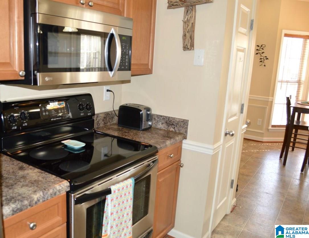 211 Calloway Lane Pelham, AL 35124 - Photo 7 of 35