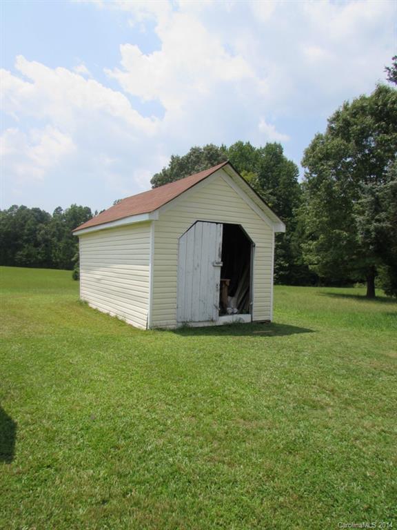 2828 Hoodtown Road Sharon, SC 29742 - Photo 16 of 21