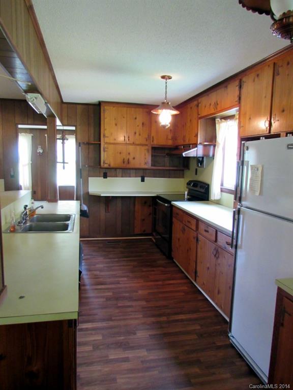 2828 Hoodtown Road Sharon, SC 29742 - Photo 8 of 21