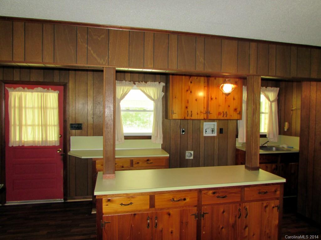 2828 Hoodtown Road Sharon, SC 29742 - Photo 10 of 21