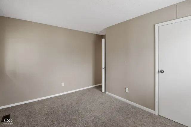 $144,900 | 10013 Ridgefield Drive, Indianapolis, IN 46235