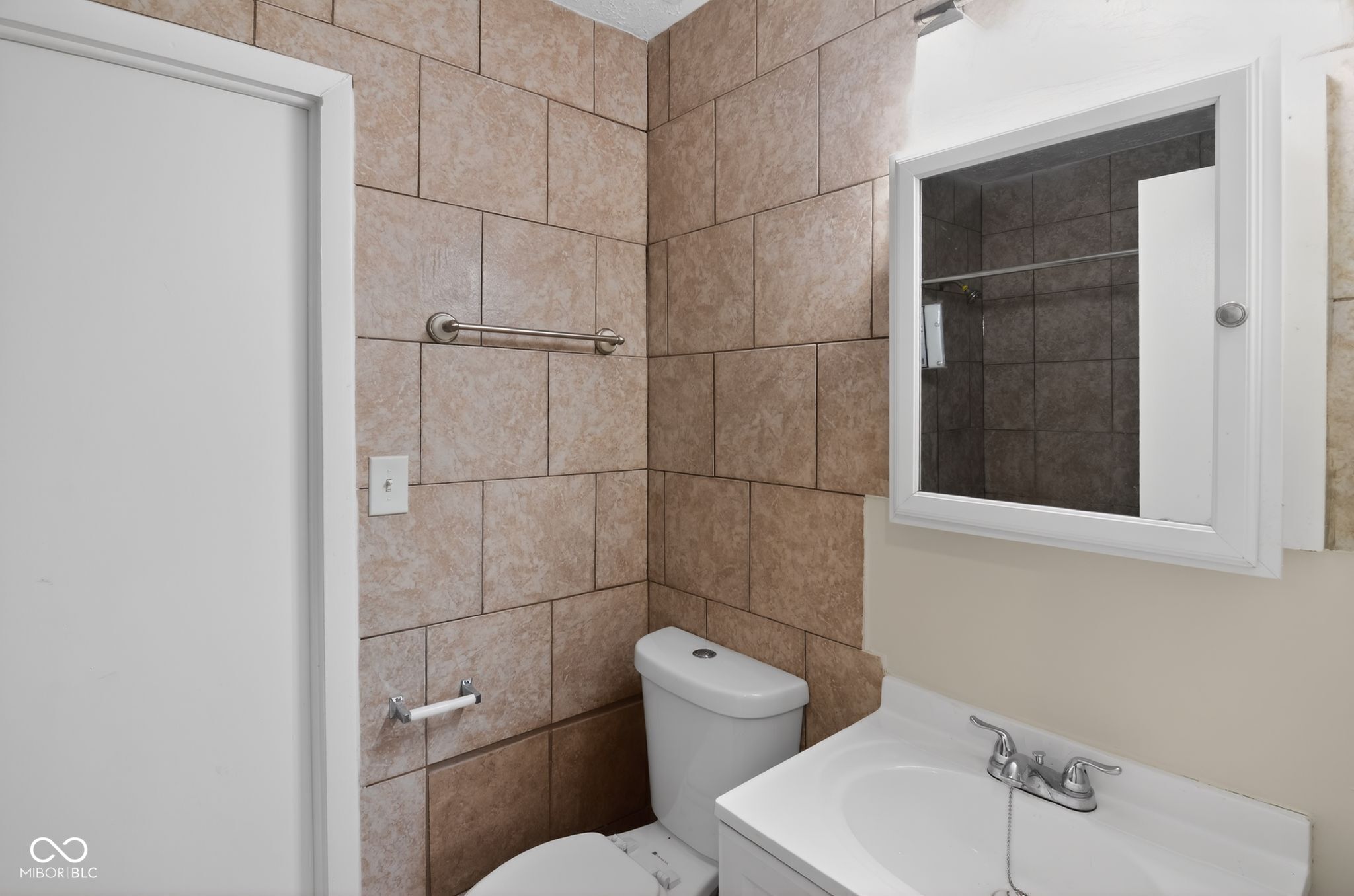 10013 Ridgefield Drive Indianapolis, IN 46235 - Photo 21 of 31