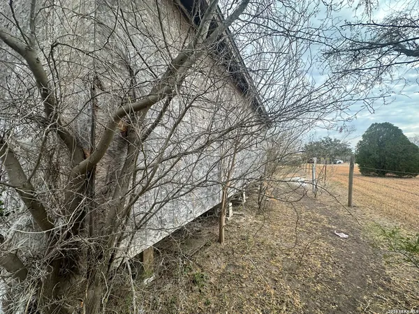 $35,000 | 313 Private Benito, Beeville, TX 78102