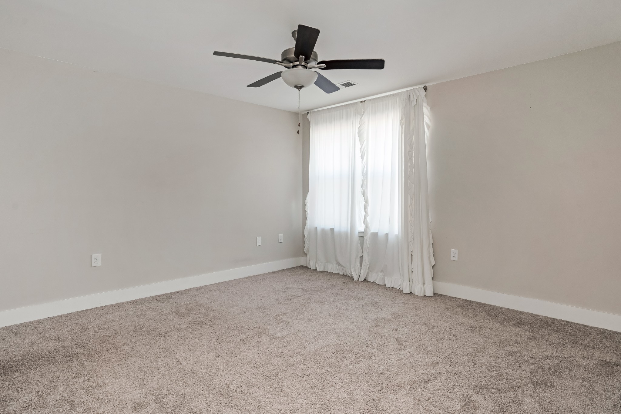 1043 Wells Way Spring Hill, TN 37174 - Photo 19 of 28