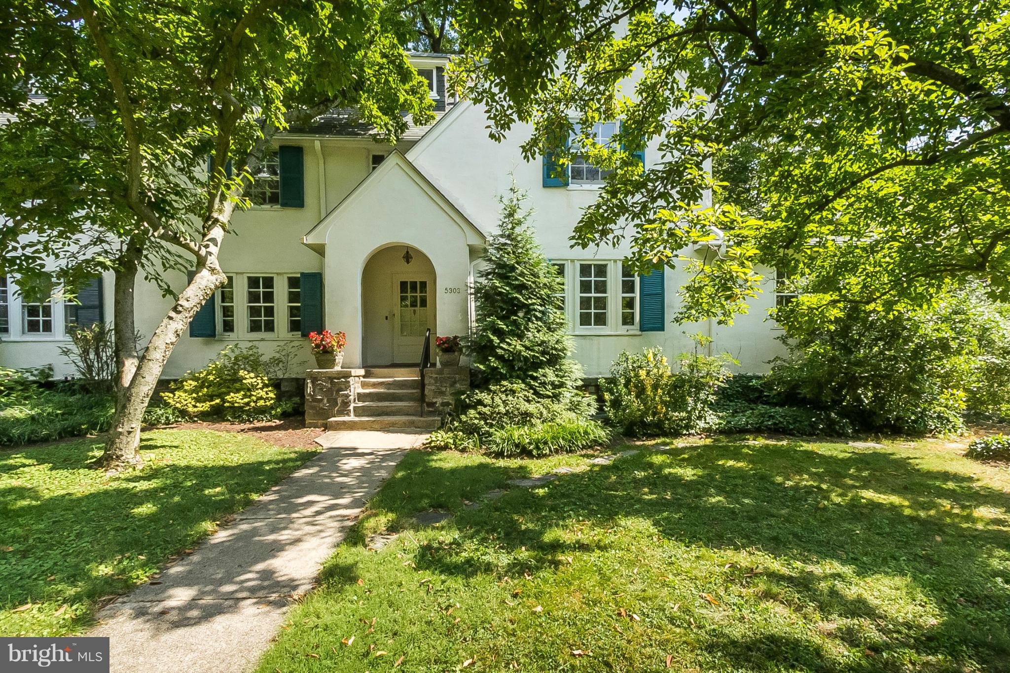 5303 Falls Rd Terrace Baltimore, MD 21210 - Photo 2 of 30 Exterior (Front)