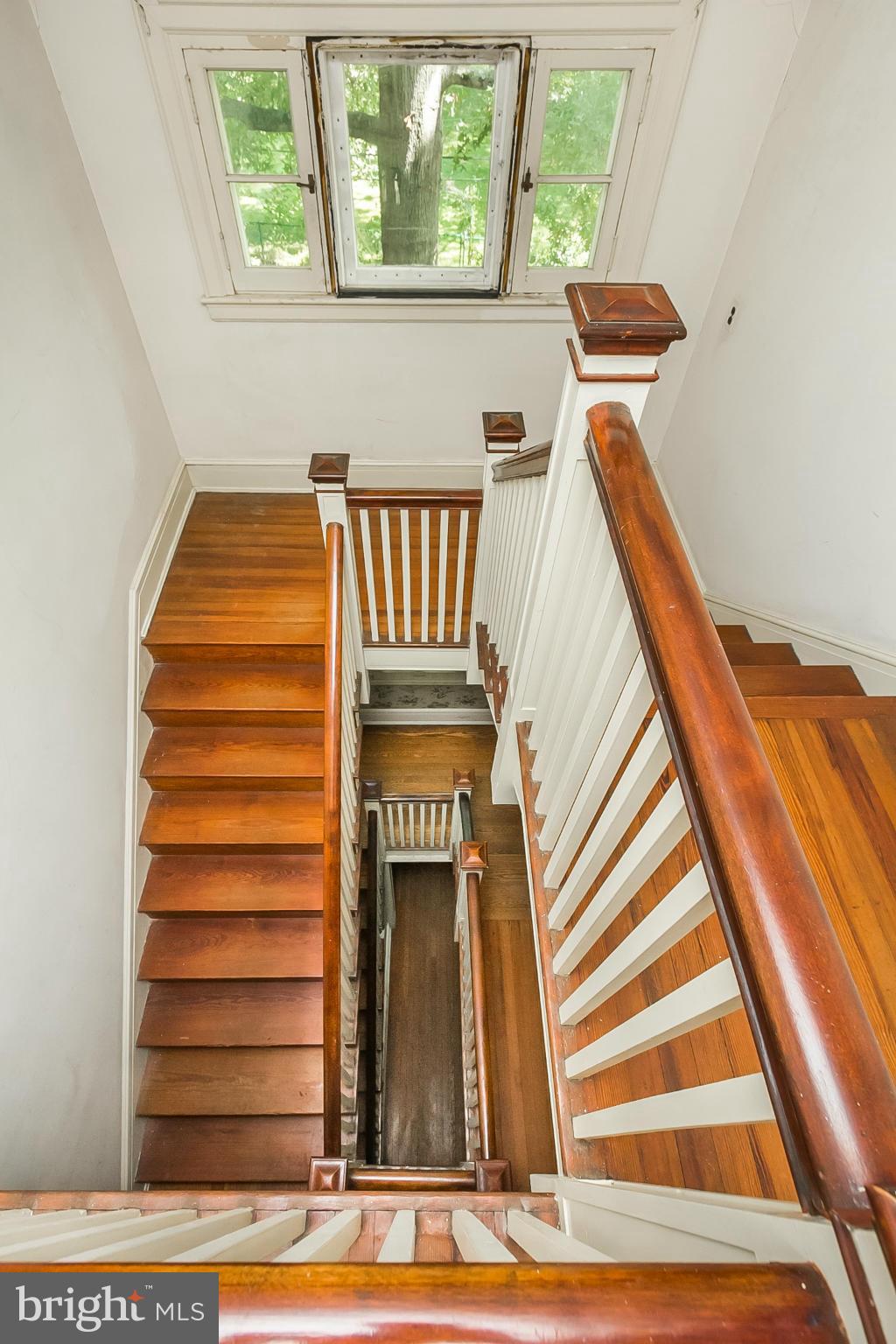 5303 Falls Rd Terrace Baltimore, MD 21210 - Photo 22 of 30 Interior (General)