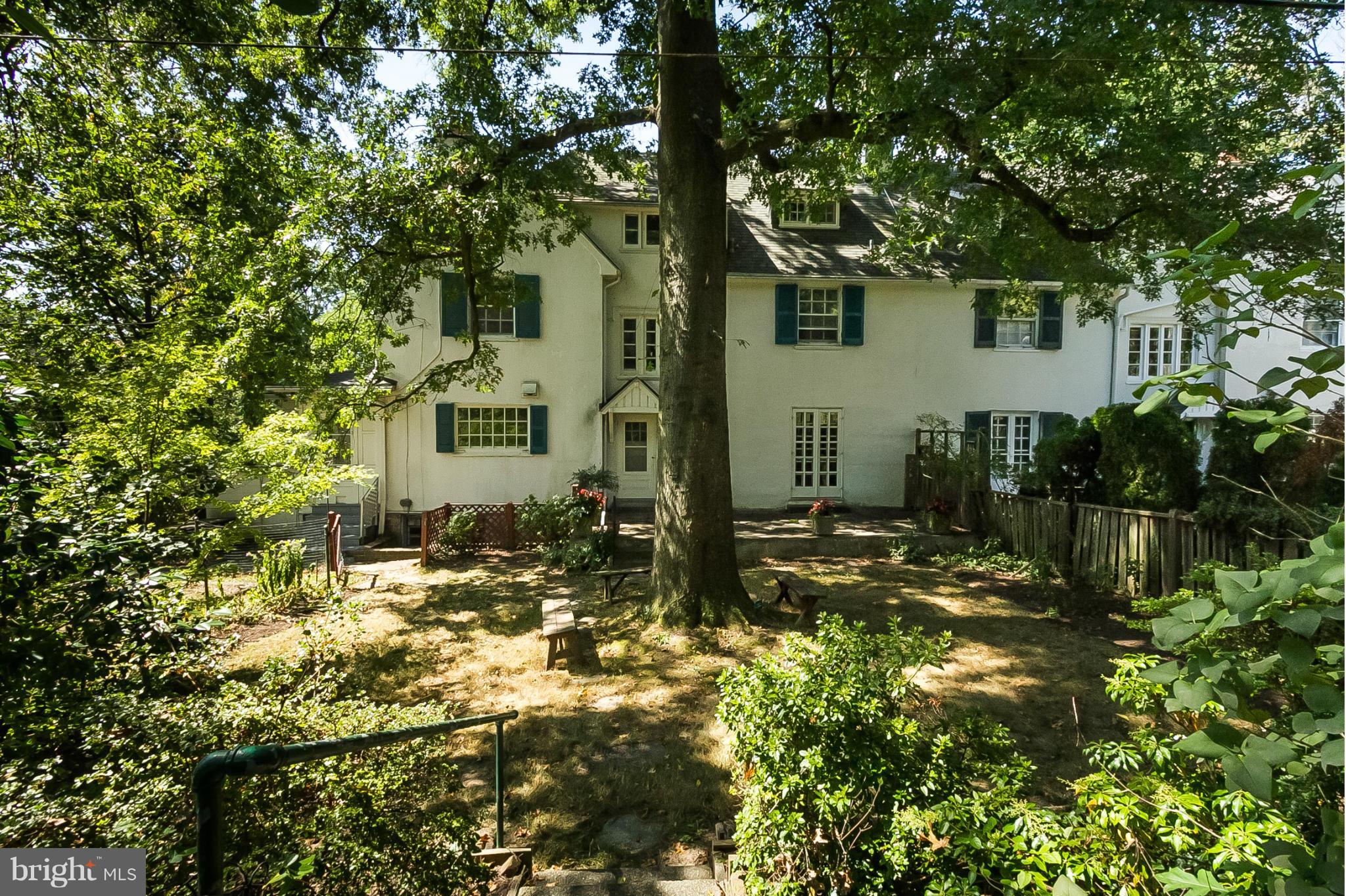 5303 Falls Rd Terrace Baltimore, MD 21210 - Photo 28 of 30 Exterior (Rear)
