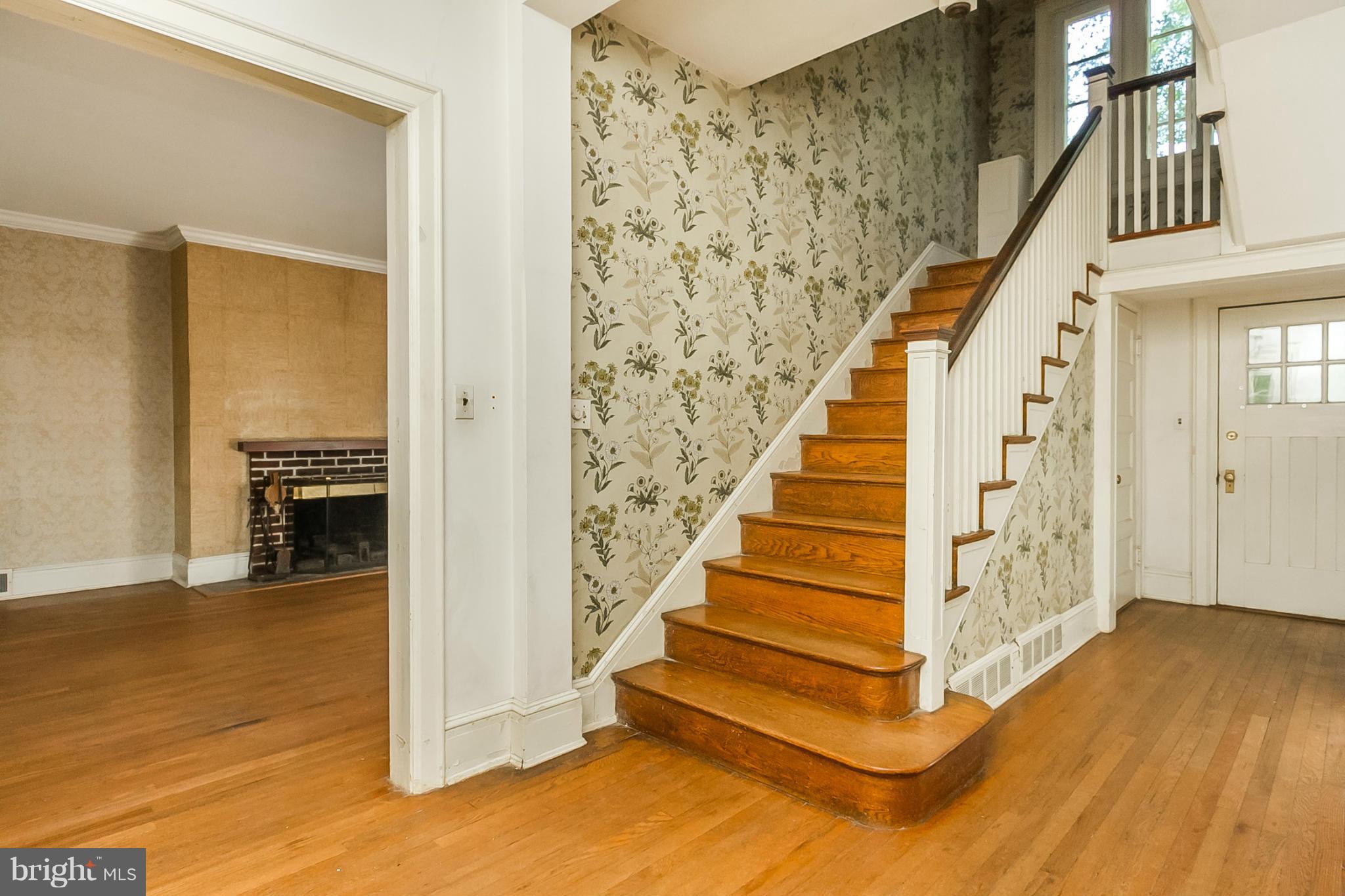 5303 Falls Rd Terrace Baltimore, MD 21210 - Photo 6 of 30 Interior (General)