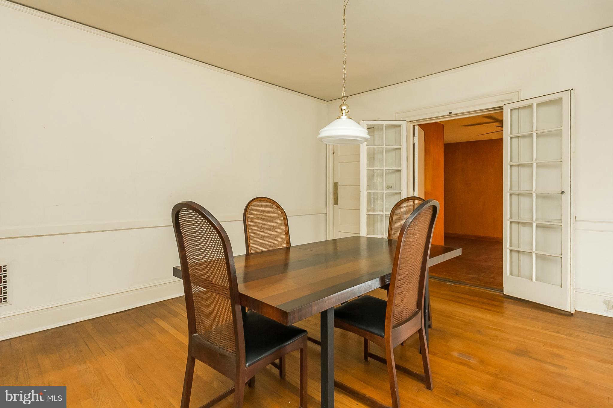 5303 Falls Rd Terrace Baltimore, MD 21210 - Photo 9 of 30 Dining Room