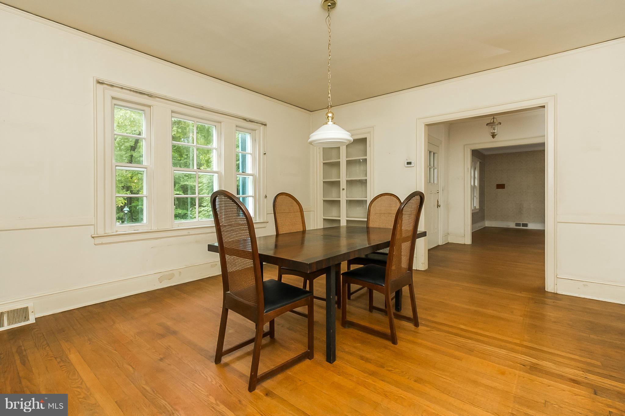 5303 Falls Rd Terrace Baltimore, MD 21210 - Photo 10 of 30 Dining Room