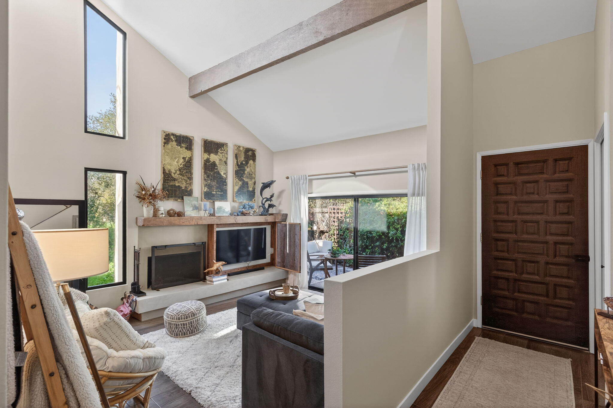 203 North Carillo Road, Unit B Ojai, CA 93023 - Photo 12 of 50 13-web-or-mls-UpmarketMedia-203NCar-008