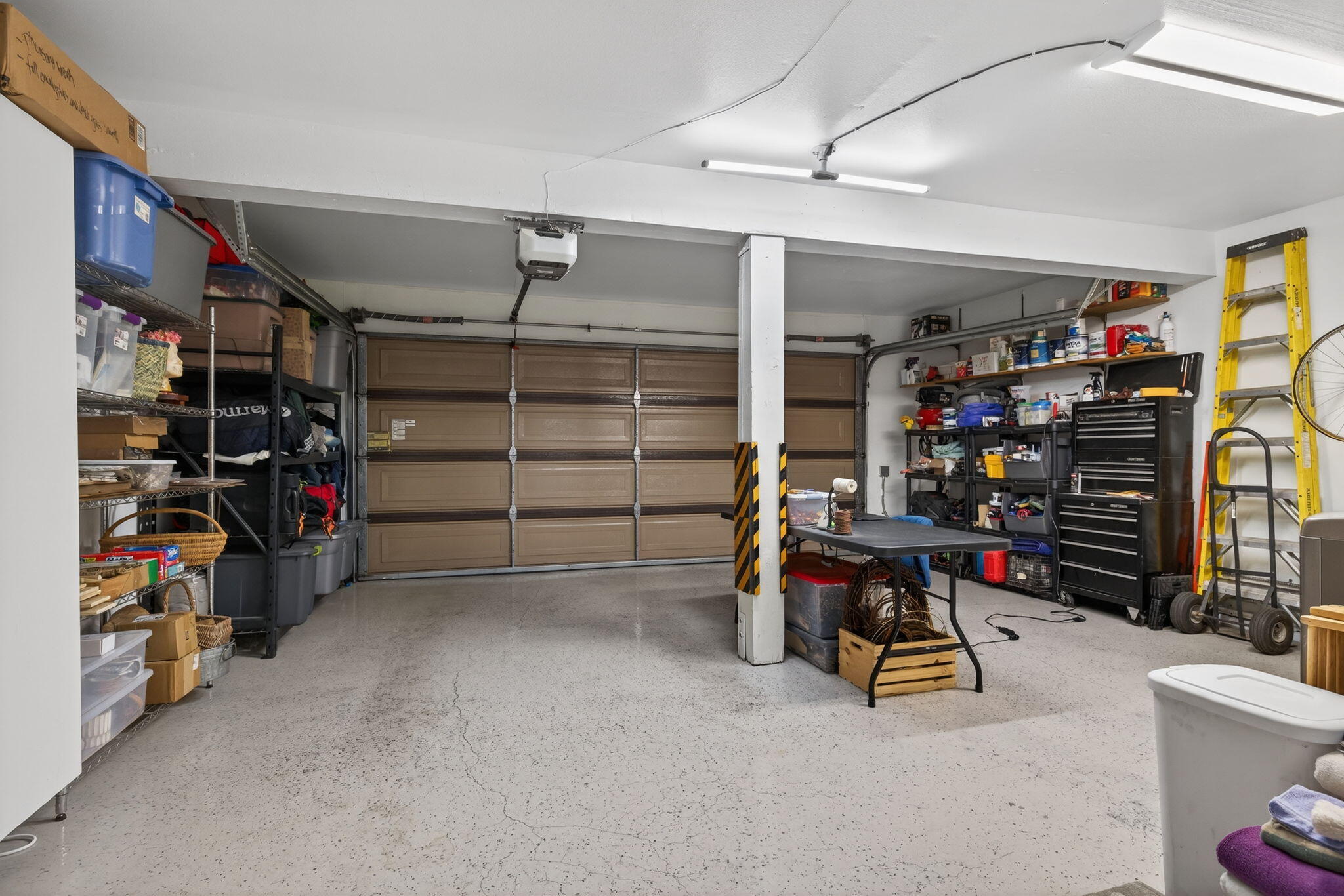 203 North Carillo Road, Unit B Ojai, CA 93023 - Photo 44 of 50 50-web-or-mls-UpmarketMedia-203NCar-067