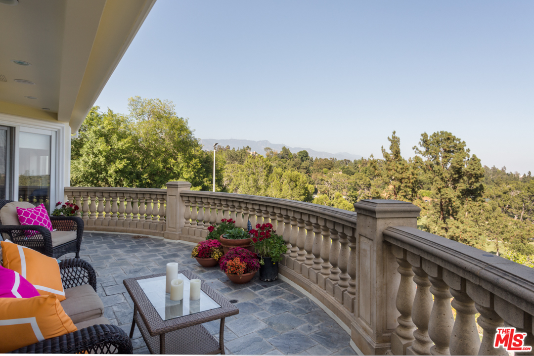 150 Patrician Way Pasadena, CA 91105 - Photo 21 of 43 a view of a balcony with furniture
