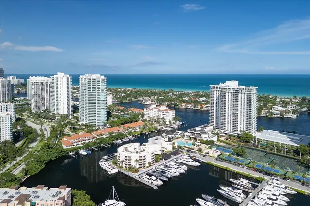 $5,000 | Biscayne Yacht and Country Club, Aventura, FL 33180