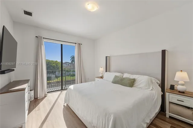 $580,000 | 15736 Southwest 136 Way, Miami, FL 33196