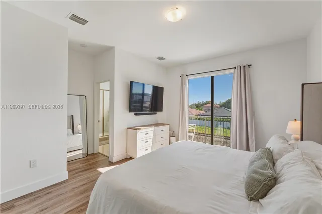 $580,000 | 15736 Southwest 136 Way, Miami, FL 33196