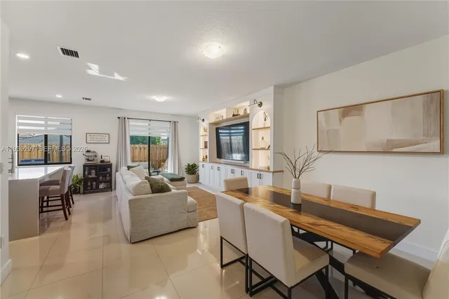 $580,000 | 15736 Southwest 136 Way, Miami, FL 33196