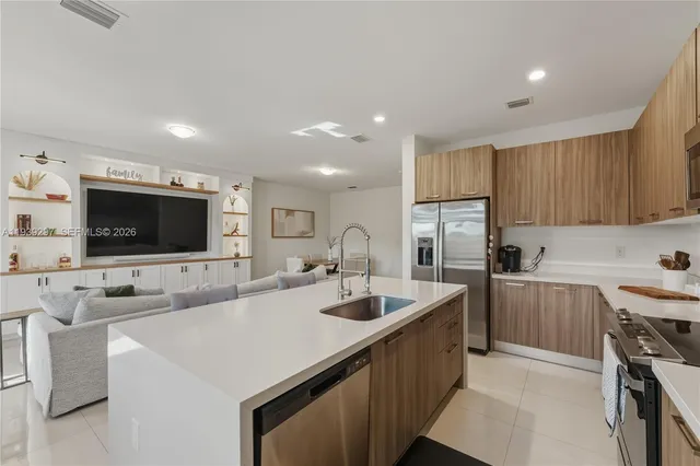 $580,000 | 15736 Southwest 136 Way, Miami, FL 33196