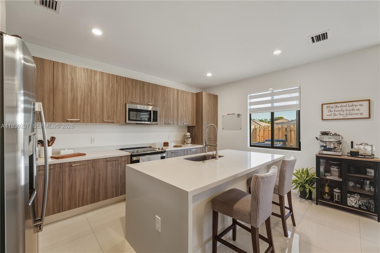 15736 Southwest 136 Way Miami, FL 33196 - Photo 9 of 34