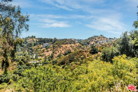 $2,495,000 | 2700 Carmar Drive, Los Angeles, CA 90046